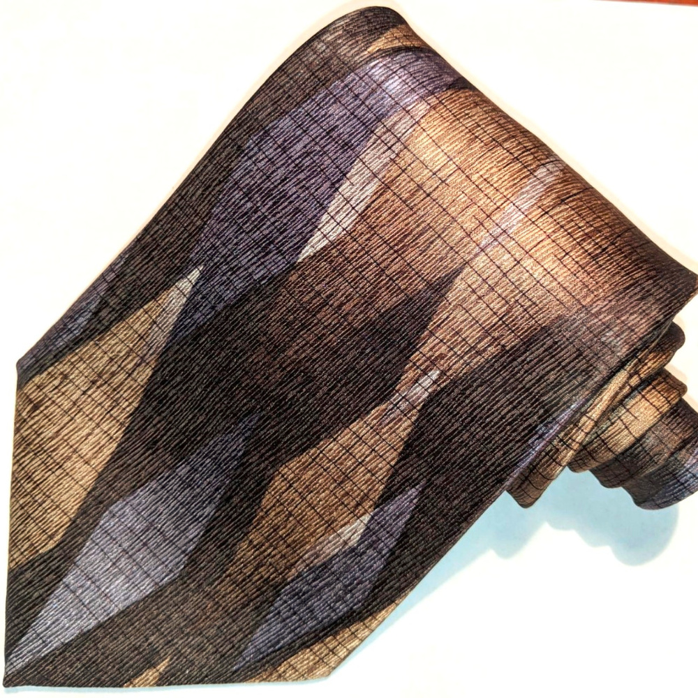 Essante tie